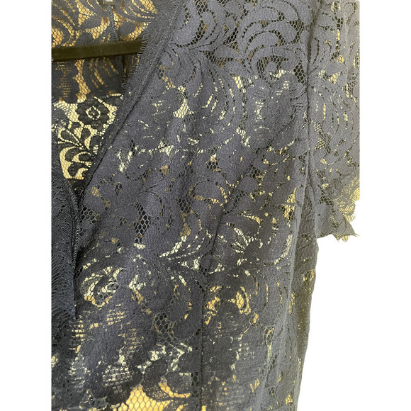 CABI NAVY BLUE LACE LONDON TOP #3073 SIZE MEDIUM - Picture 7 of 10